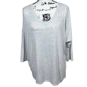 Philosophy ivory sweater 3/4 sleeve relax fit V neckline size L boho soft girl